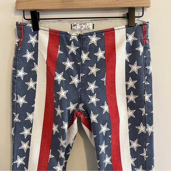 Free People Women’s Penny Pull On Jeans Stars and Stripes size 26 Flare Rodeo - Picture 5 of 14
